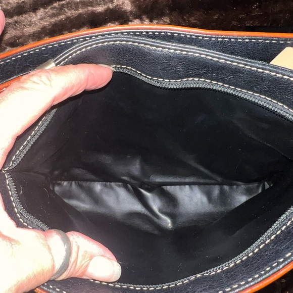 Bally Vintage Leather Shoulder Bag - Picture 9 of 9